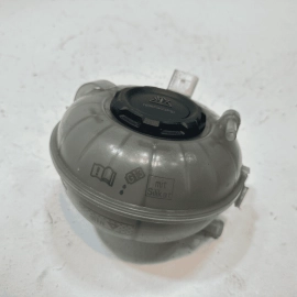 2019-20 Volkswagen Jetta Radiator Coolant Overflow Expansion Tank Reservoir OEM