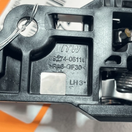 2018-2022 TOYOTA CAMRY FRONT OR REAR LEFT DRIVER SIDE DOOR INTERIOR HANDLE OEM 2018-2022 TOYOTA CAMRY FRONT OR REAR LEFT DRIVER SIDE DOOR INTERIOR HANDLE OEM