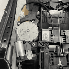 Porsche Cayenne 2011-2018 Front Right Passenger Top Seat Track Rail Frame OEM