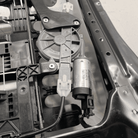 Porsche Cayenne 2011-2018 Front Right Passenger Top Seat Track Rail Frame OEM