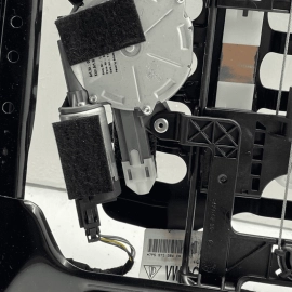 Porsche Cayenne 2011-2018 Front Left Driver Top Seat Track Rail Frame OEM Porsche Cayenne 2011-2018 Front Left Driver Top Seat Track Rail Frame OEM