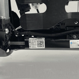 Porsche Cayenne 2011-2018 Front Left Driver Top Seat Track Rail Frame OEM Porsche Cayenne 2011-2018 Front Left Driver Top Seat Track Rail Frame OEM