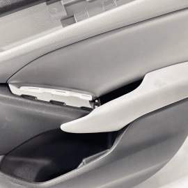 2018 HONDA ACCORD REAR RIGHT PASSENGER SIDE INTERIOR DOOR PANEL TRIM COVER OEM 2018 HONDA ACCORD REAR RIGHT PASSENGER SIDE INTERIOR DOOR PANEL TRIM COVER OEM