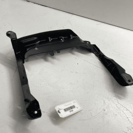 11-18 PORSCHE CAYENNE FRONT RIGHT PASSENGER SIDE SEAT LOWER FRAME SUPPORT OEM