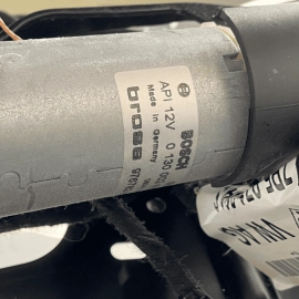 FRONT RIGHT PASSENGER SEAT LOWER TRACK FRAME BLACK OEM PORSCHE CAYENNE 2011-2017 FRONT RIGHT PASSENGER SEAT LOWER TRACK FRAME BLACK OEM PORSCHE CAYENNE 2011-2017