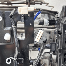 INFINITI 2009 FX35 FX50 FRONT RIGHT PASSENGER SEAT LOWER TRACK FRAME OEM INFINITI 2009 FX35 FX50 FRONT RIGHT PASSENGER SEAT LOWER TRACK FRAME OEM