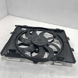 2017-2020 BMW 430xi 440xi F32 F33 F36 Engine Cooling Fan & Motor W/ Shroud OEM