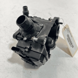 2017-2018-2019-2020 BMW 430xi Engine Cooling Thermostat Heat Module OEM