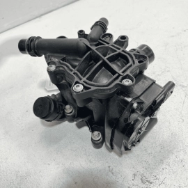 2017-2018-2019-2020 BMW 430xi Engine Cooling Thermostat Heat Module OEM