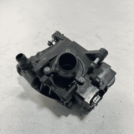 2017-2018-2019-2020 BMW 430xi Engine Cooling Thermostat Heat Module OEM