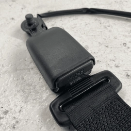 2012-2020 TESLA MODEL S REAR RIGHT OR CENTER SIDE SEAT BELT 2ND ROW BUCKLE 