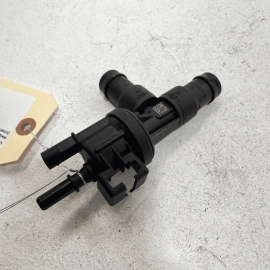 2017-2018-2019-2020 BMW 430xi GASOLINE FUEL TANK BREATHE VALVE OEM 2017-2018-2019-2020 BMW 430xi GASOLINE FUEL TANK BREATHE VALVE OEM
