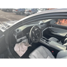 2018-2020 HONDA ACCORD FRONT LEFT DRIVER SIDE MASTER DOOR WINDOW SWITCH BEZEL OE 2018-2020 HONDA ACCORD FRONT LEFT DRIVER SIDE MASTER DOOR WINDOW SWITCH BEZEL OE