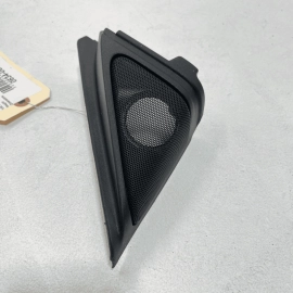 2018-2020 HONDA ACCORD FRONT LEFT DRIVER SIDE DOOR CORNER TRIM COVER PANEL OEM 2018-2020 HONDA ACCORD FRONT LEFT DRIVER SIDE DOOR CORNER TRIM COVER PANEL OEM