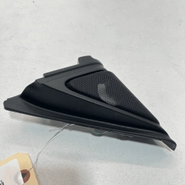 2018-2020 HONDA ACCORD FRONT LEFT DRIVER SIDE DOOR CORNER TRIM COVER PANEL OEM 2018-2020 HONDA ACCORD FRONT LEFT DRIVER SIDE DOOR CORNER TRIM COVER PANEL OEM