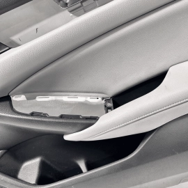 2018 HONDA ACCORD FRONT RIGHT PASSENGER SIDE INTERIOR DOOR PANEL TRIM COVER OEM 2018 HONDA ACCORD FRONT RIGHT PASSENGER SIDE INTERIOR DOOR PANEL TRIM COVER OEM