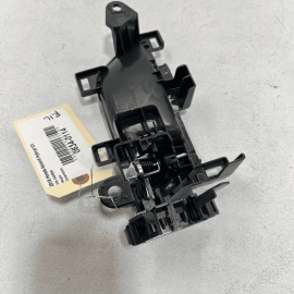 REAR LEFT DRIVER SIDE DOOR INTERIOR PULL HANDLE OEM 2018 - 2020 HONDA ACCORD EX REAR LEFT DRIVER SIDE DOOR INTERIOR PULL HANDLE OEM 2018 - 2020 HONDA ACCORD EX