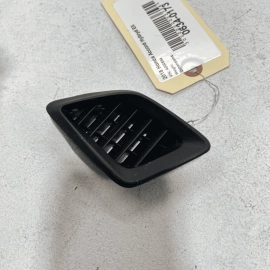 HONDA ACCORD 18-20 DASH INSTRUMENT PANEL PASSENGER SIDE DEFROST VENT GRILLE OEM HONDA ACCORD 18-20 DASH INSTRUMENT PANEL PASSENGER SIDE DEFROST VENT GRILLE OEM