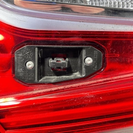 2018-2020 HONDA ACCORD HYBRID REAR RIGHT PASSENGER SIDE INNER TAILLIGHT LAMP OEM