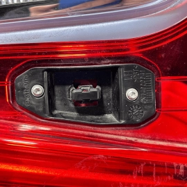 2018 - 2020 HONDA ACCORD HYBRID REAR LEFT DRIVER SIDE INNER TAILLIGHT LAMP OEM