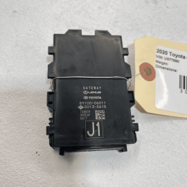 TOYOTA CAMRY 2018 - 2020 NETWORK GATEWAY CONTROL MODULE UNIT OEM
