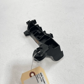 2018-2022 TOYOTA CAMRY REAR RIGHT PASSENGER TAILLIGHT MOUNT BRACKET RETAINER OEM