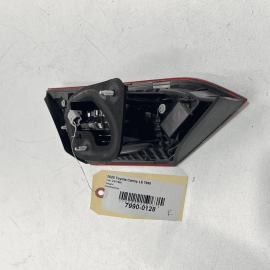 2018 - 2020 TOYOTA CAMRY REAR RIGHT PASSENGER SIDE INNER TAILLIGHT LAMP OEM