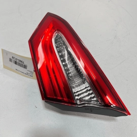 2018 - 2020 TOYOTA CAMRY REAR RIGHT PASSENGER SIDE INNER TAILLIGHT LAMP OEM