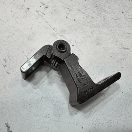 2013-2018 AUDI S6 REAR RIGHT PASSENGER SIDE DOOR HINGE LOWER OEM 1PCS *Z7S*