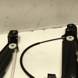 2011-2016 BMW 550i xDrive Front Left Driver Door Window Regulator w/Motor OEM