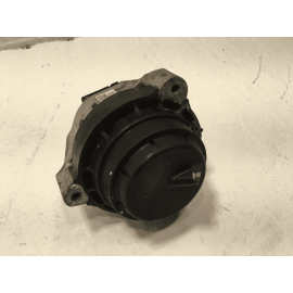 2018-2020 BMW 530XE G30 ENGINE MOTOR LEFT DRIVER SIDE MOUNT SUPPORT OEM