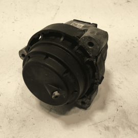 2018-2020 BMW 530XE G30 ENGINE MOTOR LEFT DRIVER SIDE MOUNT SUPPORT OEM
