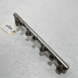 Engine Left Side Fuel Injector Rail 3.6L GMC Acadia 2009-2016 OEM