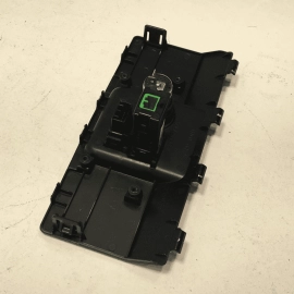 2020-2022 Honda Pilot Console Auxiliary Connector Power Ooutlet w/USB & AUX OEM