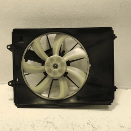 16-22 HONDA PILOT FRONT PASSANGER SIDE RADIATOR COOLING FAN MOTOR & SHROUD OEM