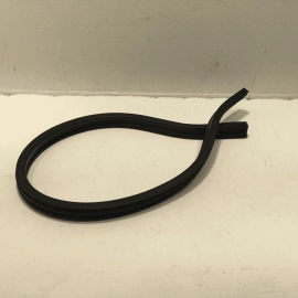 2020-2025 VOLKSWAGEN ATLAS HOOD BONNET REARWARD WEATHERSTRIP SEAL OEM