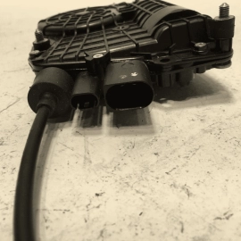 2011-2016 BMW 550i xDrive Front Right Door Lock Actuator Soft Close Module OEM