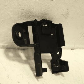 21-2025 VOLKSWAGEN ATLAS REAR PASSENGER SIDE BLIND SPOT RADAR SENSOR BRACKET OEM