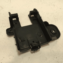 21-2025 VOLKSWAGEN ATLAS REAR PASSENGER SIDE BLIND SPOT RADAR SENSOR BRACKET OEM