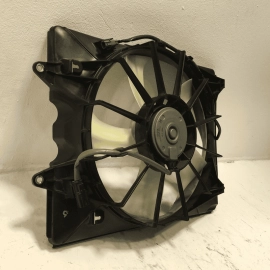 16-22 HONDA PILOT FRONT DRIVER SIDE RADIATOR COOLING FAN MOTOR & SHROUD OEM