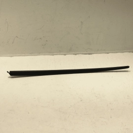 AUDI A6 S6 FRONT RIGHT PASSENGER SIDE WINDSHIELD STRIP SEAL MOLDING 12-2018 OEM