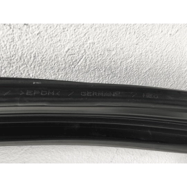AUDI A6 S6 FRONT DRIVER DOOR GLASS RUN CHANNEL WEATHERSTRIP SEAL 2016-2018 OEM
