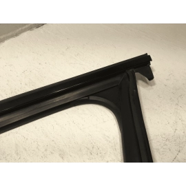 AUDI A6 S6 FRONT DRIVER DOOR GLASS RUN CHANNEL WEATHERSTRIP SEAL 2016-2018 OEM