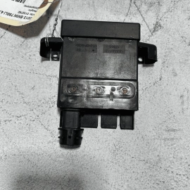 2011-2016 BMW 528 535i 550 BATTERY DISTRIBUTION POINT CONTROL MODULE UNIT OEM