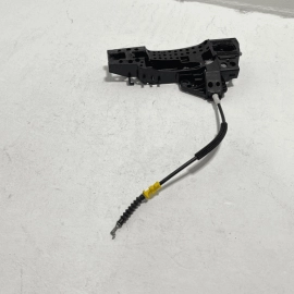 2012-2018 AUDI A6 3.0L REAR LEFT DRIVER SIDE EXTERIOR DOOR HANDLE BRACKET OEM