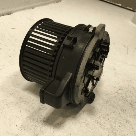 2016 - 2023 BMW 740I G12 HVAC A/C HEATER FRONT BLOWER FAN MOTOR OEM