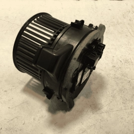 2016 - 2023 BMW 740I G12 HVAC A/C HEATER FRONT BLOWER FAN MOTOR OEM
