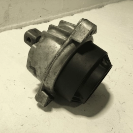 2011-2016 BMW 550xi XDRIVE 4.4L ENGINE DRIVER SIDE MOUNT BRACKET INSULATOR OEM