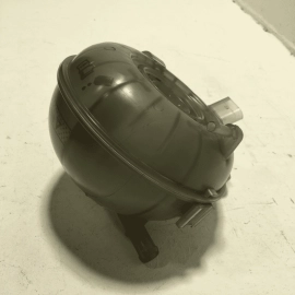 2018-2023 VOLKSWAGEN ATLAS RADIATOR COOLANT OVERFLOW EXPANSION TANK OEM