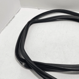 2012-2018 AUDI A6 3.0L REAR TRUNK DECK LID BACK WEATHERSTRIP SEAL OEM
